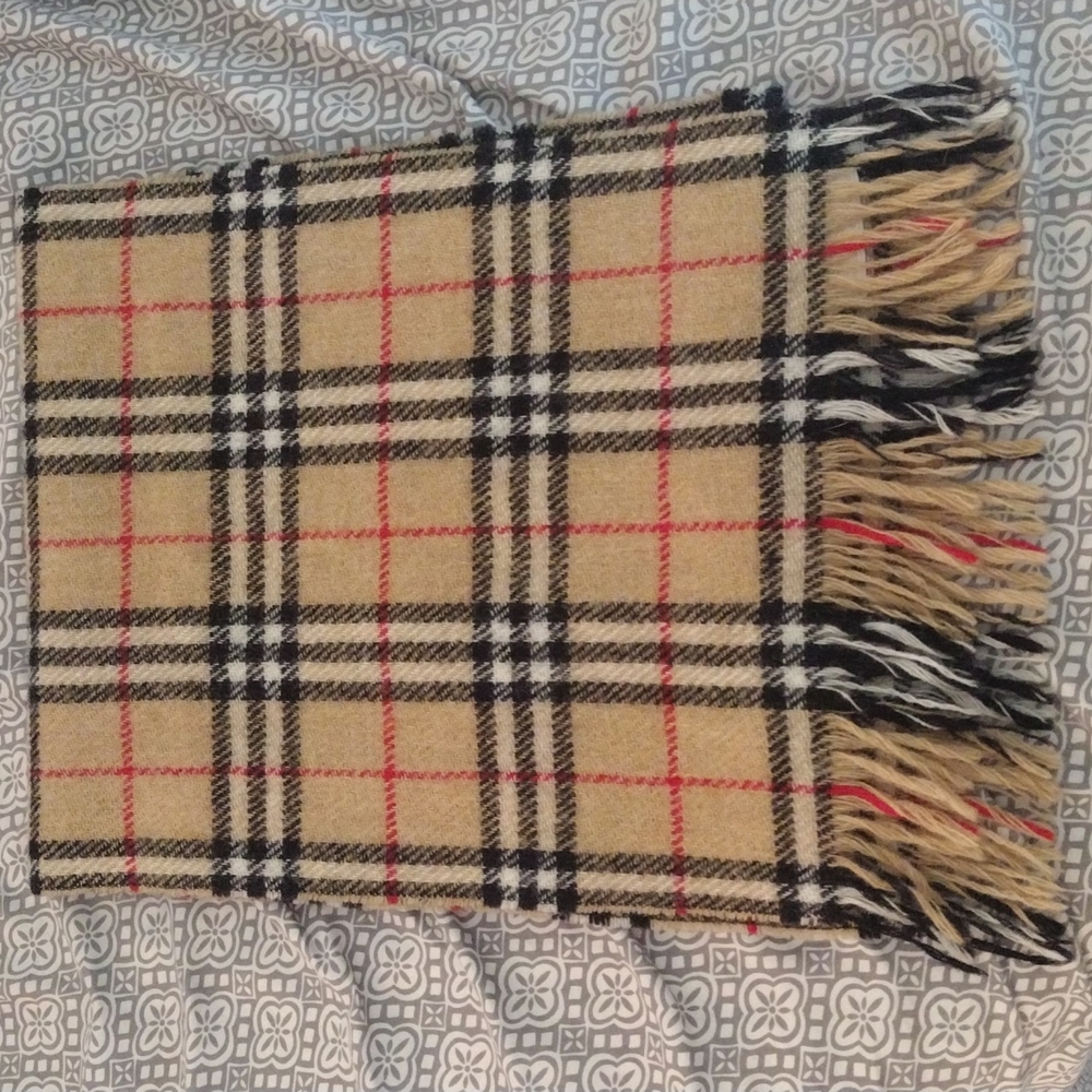 Vintage Burberry scarf